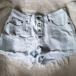 Light wash Levi's Shorts